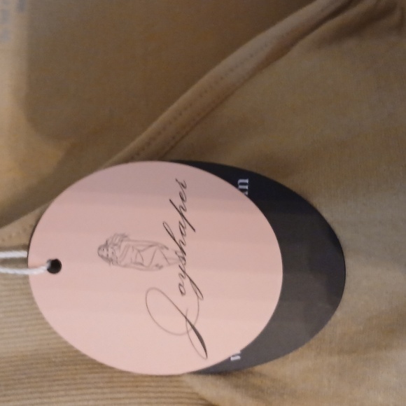 NWT JOYSHAPER TANK SIZE 2XL - Picture 2 of 3